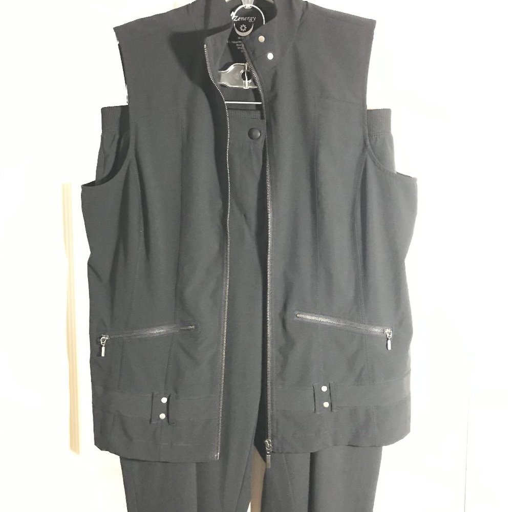 Chico's Zenergy 2 pce vest and pant set